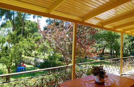 Amarynthos Beachfront Vacation House with garden - Foto 27