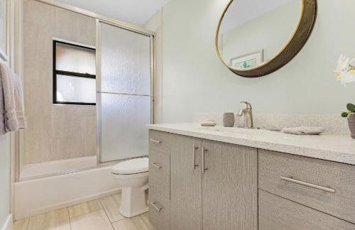 Modern, Luxurious, Waterfront home with Heated Pool - Villa Dock Holiday - Roelens Vacations - Foto 36