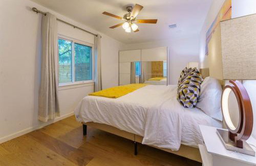 Cozy Austin Escape King and 3 Queens Family or Group - Foto 19