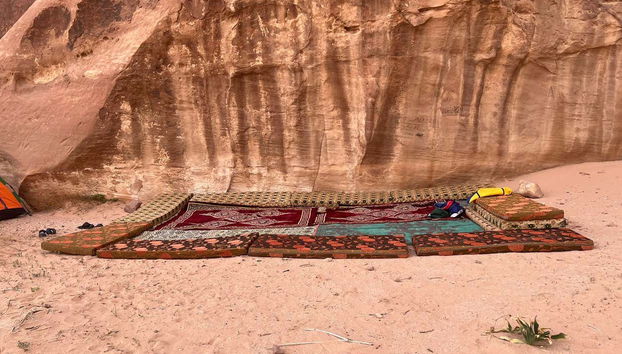 4x4 Tour + Camping in Wadi Rum Desert - Foto 3