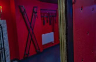 Playroom XXL Loft LOVE Room avec Espace spa Terrasse vue sur les toits Salle de jeux pour adultes Libourne centre 10 min de St Emilion Proche Bordeaux - Foto 12