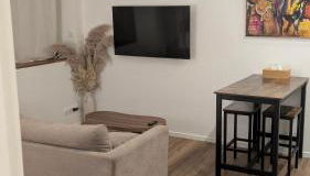 Cozy room apartment Nîmes Centre Coupole Arènes - Photo 3