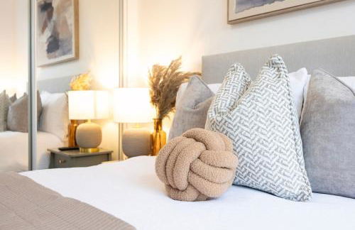 Modern 1BR Apt - Sleeps 4 - Parking - Balcony - Foto 9