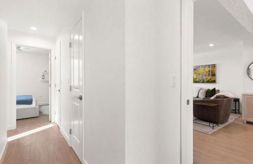 Renovated Riverfront 3 BR, 2 BA with Pool - Walk to Town! - Foto 31