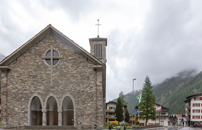 Welcoming Holiday Home in Saas Grund With Garden - Foto 15