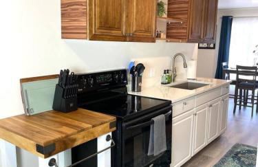 2 whole houses, Fire pit, Game room, feel at home. - Foto 57