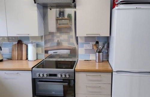 Ludlow Mews Town House with Free parking - Photo 5