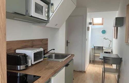 Studio centre-ville climatisé avec parking gratuit - Foto 5