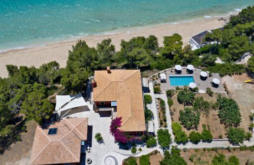 Avra Private Suites - Photo 2