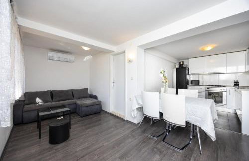 Apartments Marija - Photo 2