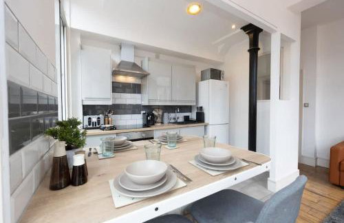 2 Bed City Centre Flat Sleeps 6 - Foto 13
