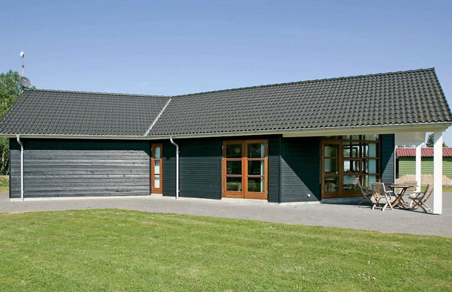 8 Person Holiday Home in Storvorde - Foto 13