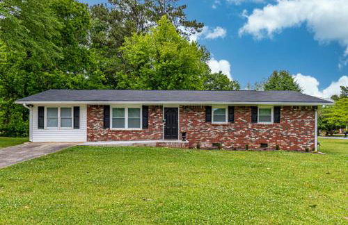 Ranch Style Home & Plenty Of BKYD Space Near KSU - Foto 18