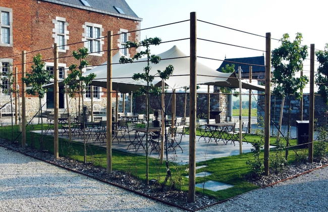 Splendid Castle in Perwez-haillot With Sun-loungers - Photo 27