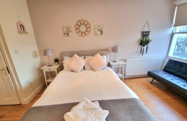 Urban Stay Oxford Gardens Apartments - Photo 14