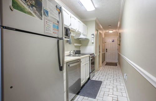 Sweet Retreat by Sand Seeker Vacations - Photo 14