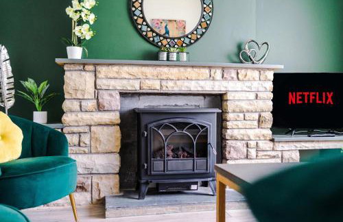 3 Bedroom Free Parking Hale Home - Foto 16