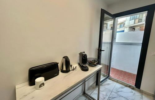 Chez Sonia - Appart T3 Neuf - Vue Mer, 20 min du Vieux-Port, Gare St Charles - Photo 14