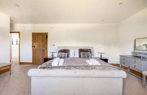 Period Luxury Converted Barn Windsor/Maidenhead - Perfect for family groups - Foto 23