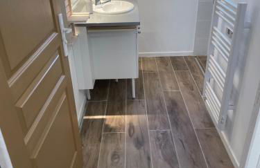 T2 meublé 42m2 avec terasse - Photo 4