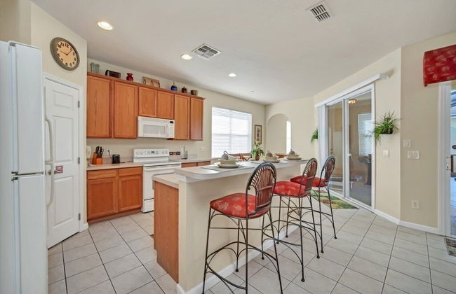 Private Pool & Spa Near Disney! 4 Bedroom Villa - Foto 11