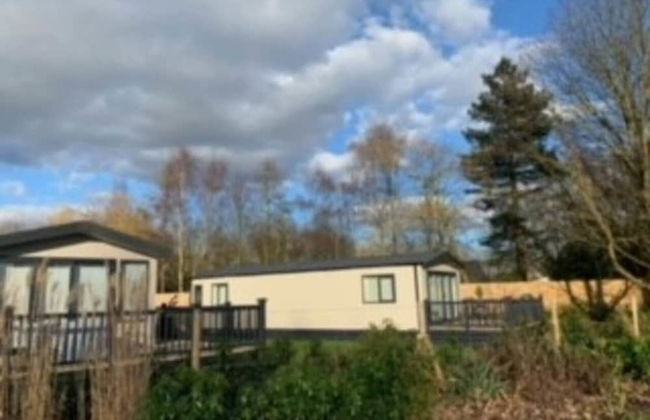 1 Bed Lodge Sleeps 4 - Pet Welcome - Fireplace - Foto 12