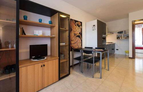 Residence MokyD13-piscina, WiFi, giardino,garage - Foto 6