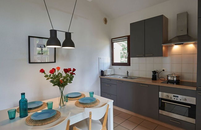 Villa in France With Private Garden - Photo 5