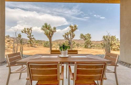 Skyline Ridge- Modern Residence w Sprawling Views - Foto 46