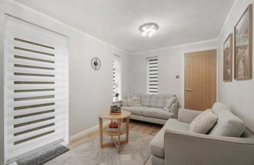 Milton Keynes 3BR, Stylish Home, Sleeps 5, Families Stays, Parking , Fast WiFi - Foto 31