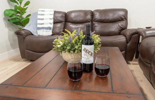 The White House Coveted Triplex Near Lake - Foto 26