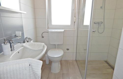 Apartments Katarina with swimming pool - Photo 35