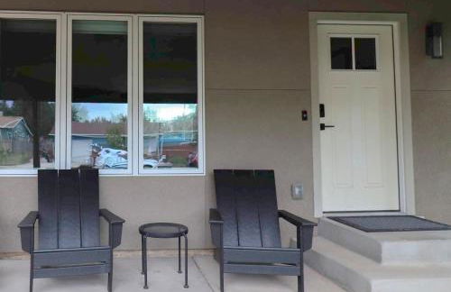 New cozy Fall foothill retreat in Boulder - Photo 14