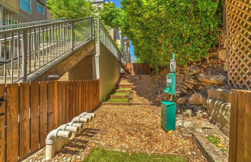 Wallingford jr 1br w rooftop nr bars SEA-639 - Photo 28