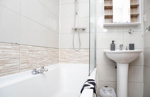 The Didsbury Retreat - Photo 33