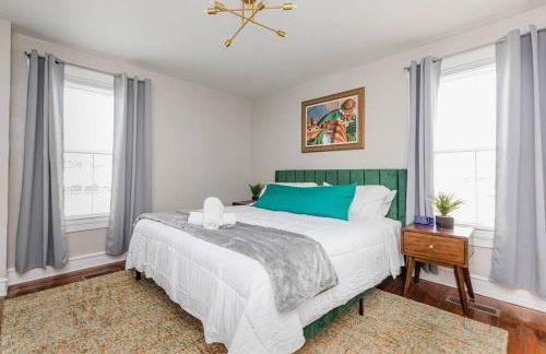 Royal Respite Green Kings and Grey Queens Hideaway! - Foto 1