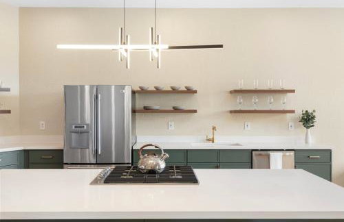 Luxury 5BR Cottonwood Retreat with Pool and Panoramic Views - Foto 14