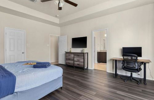 NEW 12 Bd Temple House, up to 14 PPL, Perfect for Families, Contractors, Large Groups, In Home Theatre, Arcade, Billiards - Professionally Managed By Stay Albatross Furnished Rentals - Foto 7