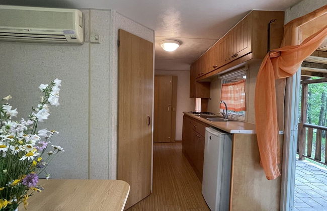 Pleasant Mobile Home in Toscana With Shared Pool - Photo 6