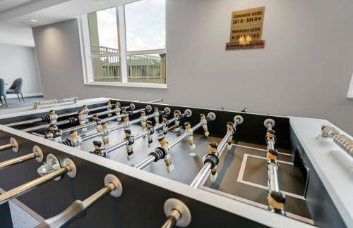 1 BR King- Rooftop Pool close to beach Casa Costa - Foto 30