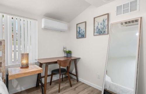 Foothills LA Hideaway Patio Lounge Work-Friendly - Foto 38