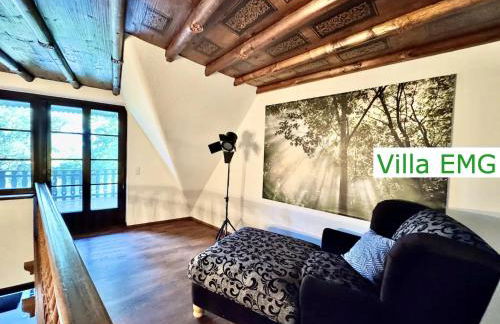 Luxus Ferienhaus Villa EMG München in Moosburg mit Pool, SPA, Kamin, Wald, See für Familien Gruppen bis 24 Personen - Foto 70