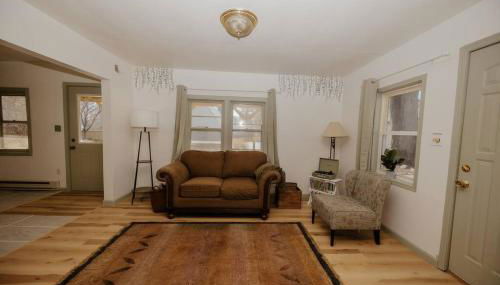 Walk to Cafe & Mall, One Mile to Dordt, Dog Theme - Foto 3