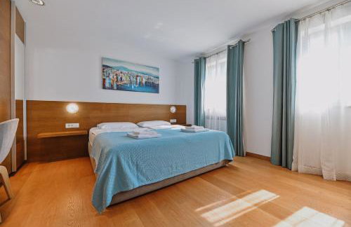 Vila Štala - Foto 75