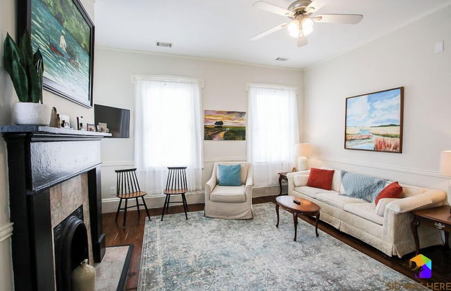 Artist's House Upper Apt Walk to Forsyth - Photo 48