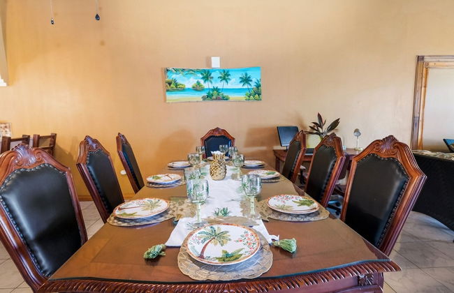 YanceyLargo-6BR Two-Story Estate w/Mountain Views by RedAwning - Foto 13