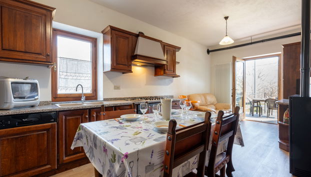 Kitchen / Dining Room