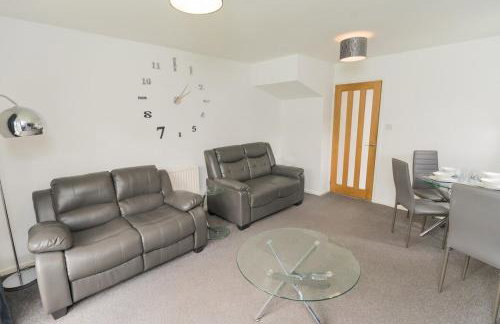 Contractors-Relocation-Free Parking-M5 Junction2 - Foto 19