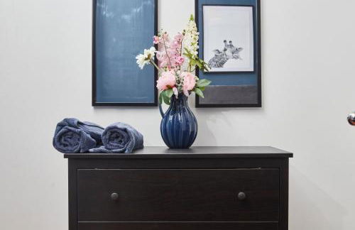 BIG Contractor House in Leamington Spa with 7 Beds by PureStay - 14 Night min! - Foto 35