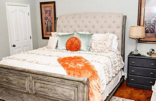 Hometown Hideaway King Ste 6 mi to Sports Complex - Foto 16